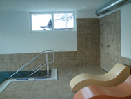 Indoor- und Outdoorpool